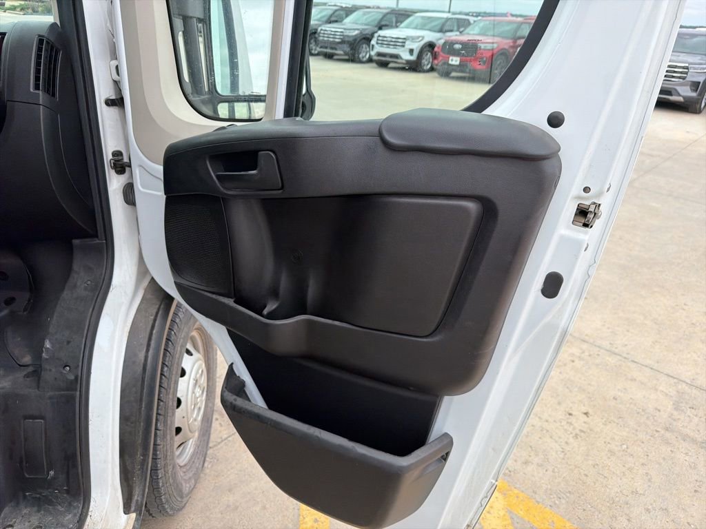 Used 2021 RAM ProMaster 3500 w/ Convenience Group FWD image 11
