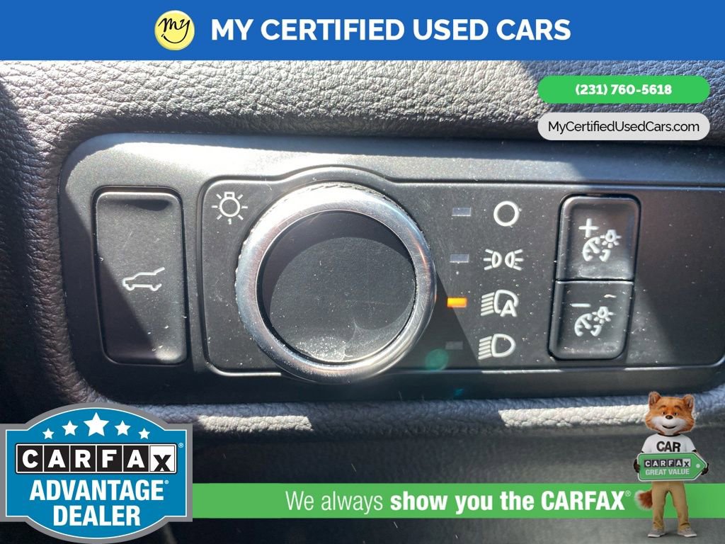 Used 2023 Ford Explorer XLT AWD/4WD image 24
