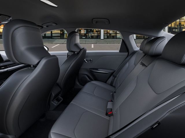 New 2026 Kia K4 EX image 18