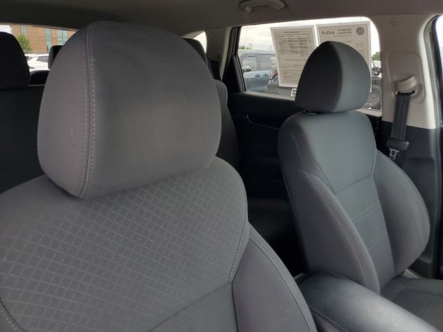 Used 2020 Kia Sorento L FWD image 19