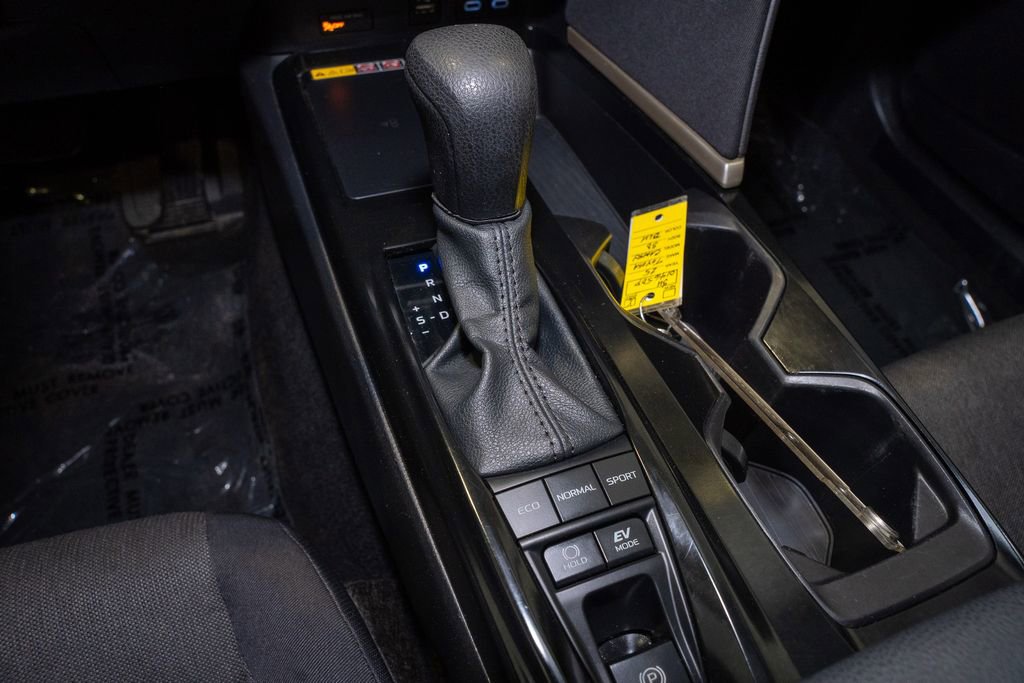 Used 2025 Toyota Camry LE FWD image 15