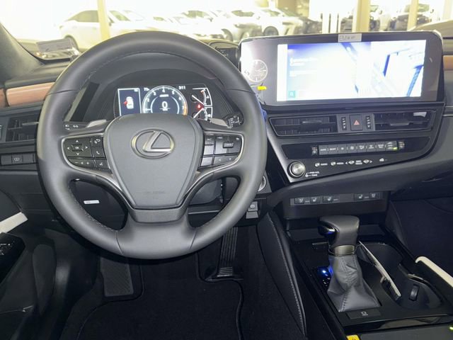 New 2025 Lexus ES 350 w/ Premium Package image 3