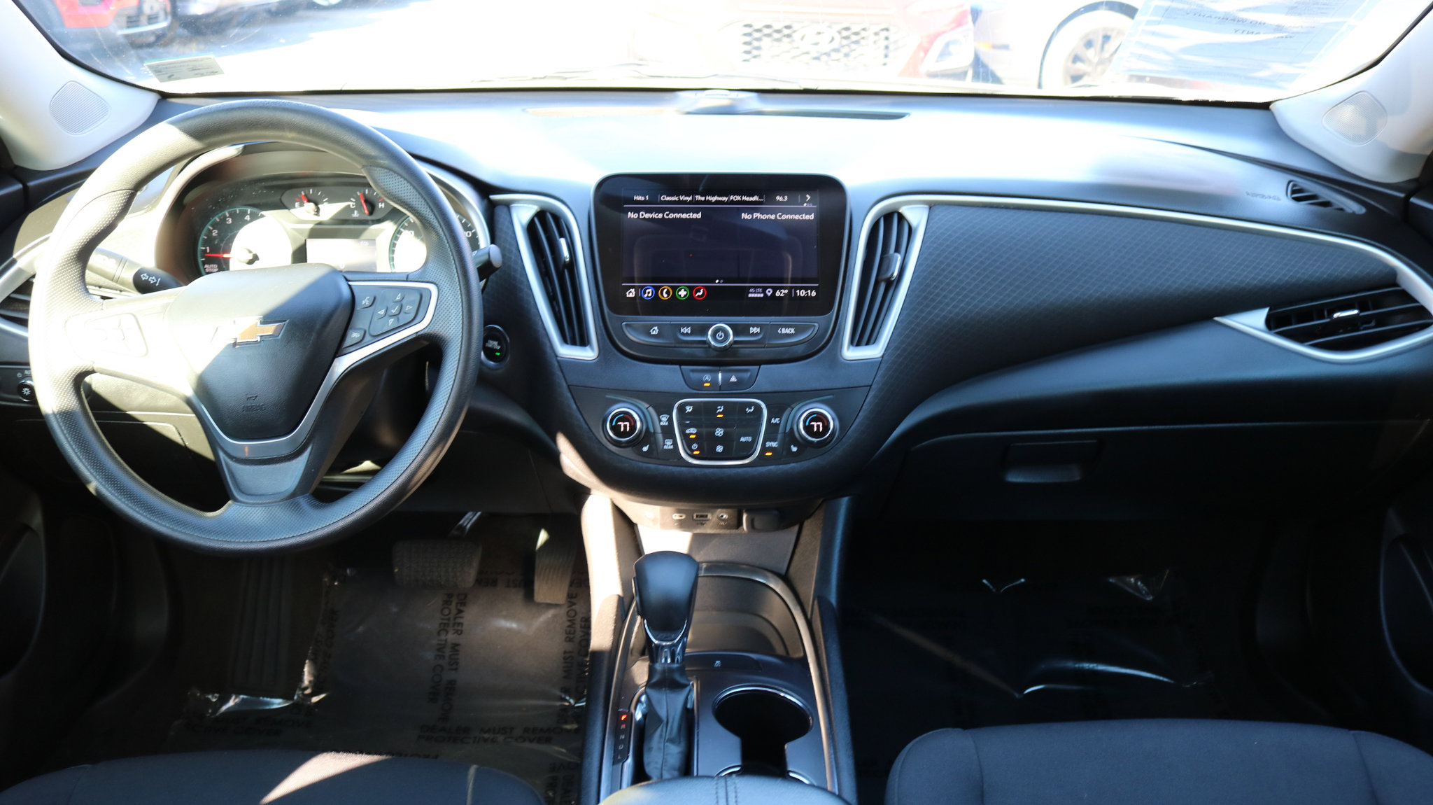 Used 2022 Chevrolet Malibu LT image 23