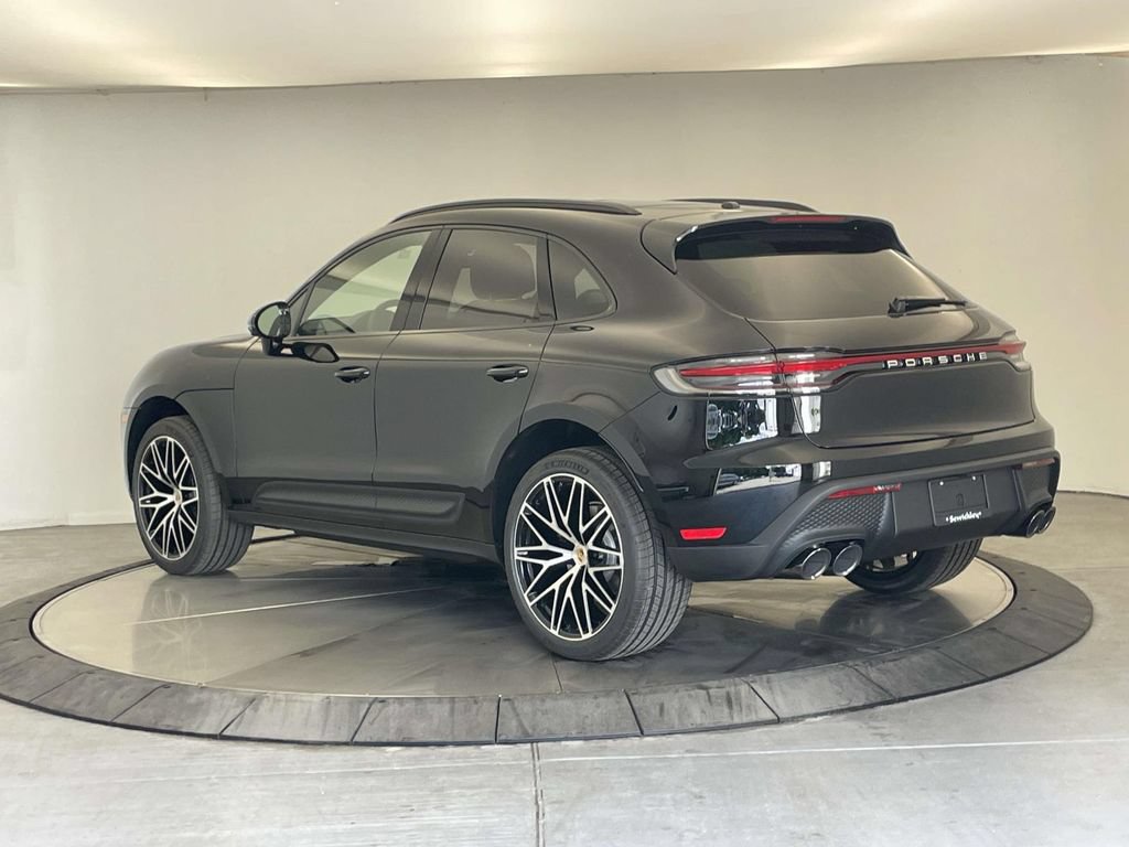 New 2026 Porsche Macan AWD/4WD image 3