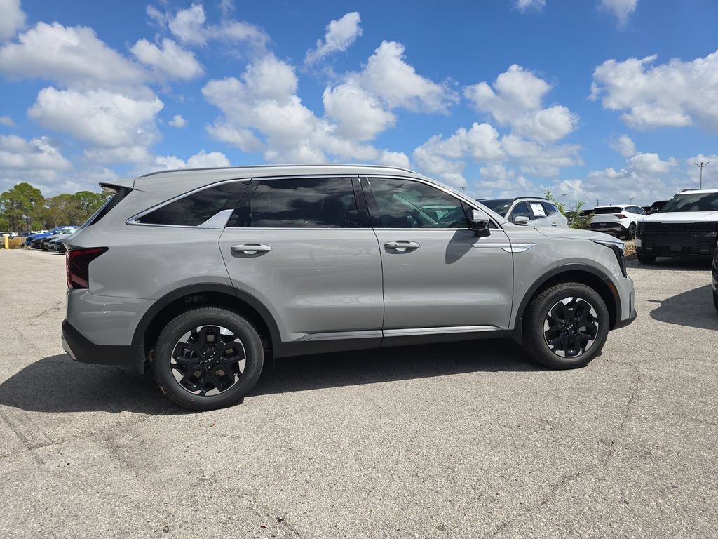 New 2026 Kia Sorento S AWD/4WD image 9