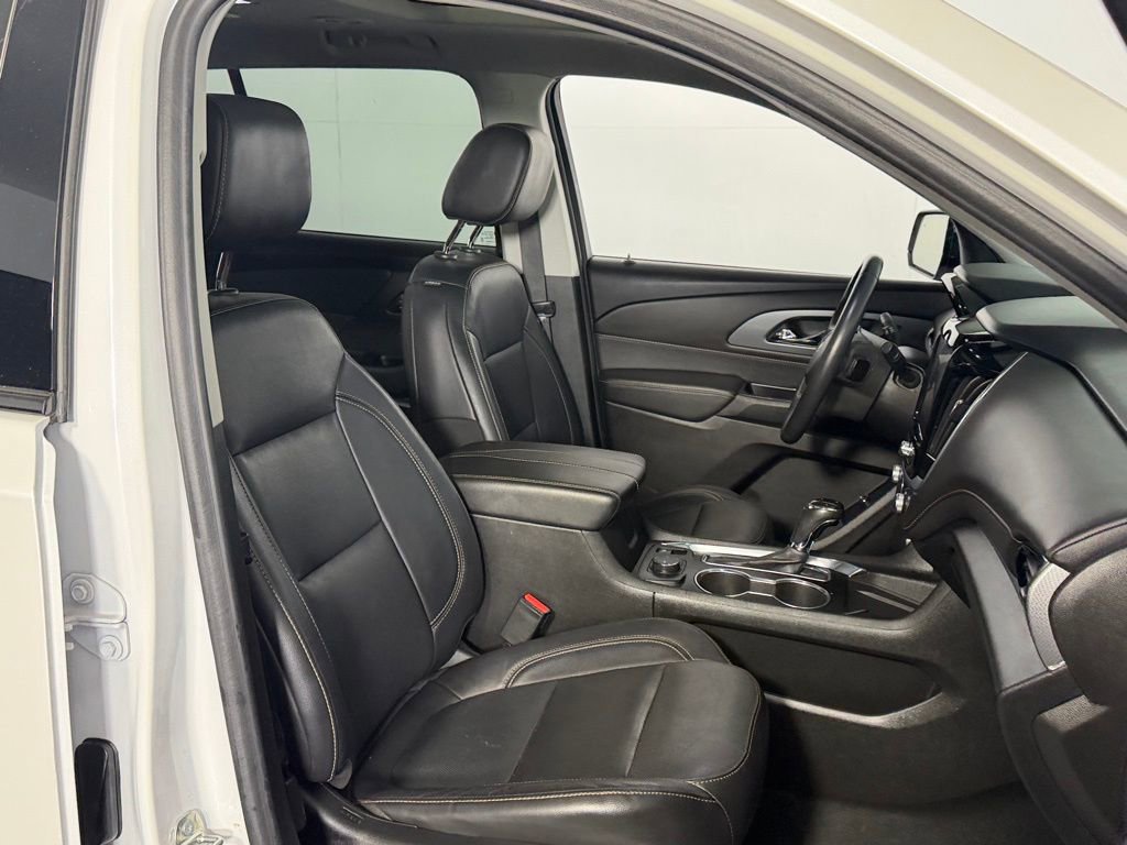 Used 2020 Chevrolet Traverse Premier w/ Redline Edition FWD image 30