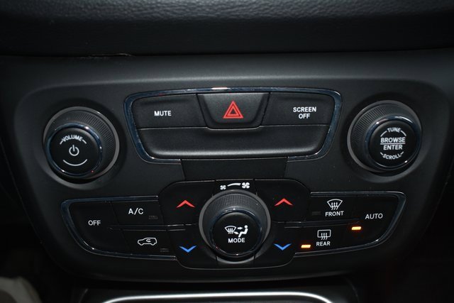 Used 2018 Jeep Compass Latitude w/ Popular Equipment Group image 28