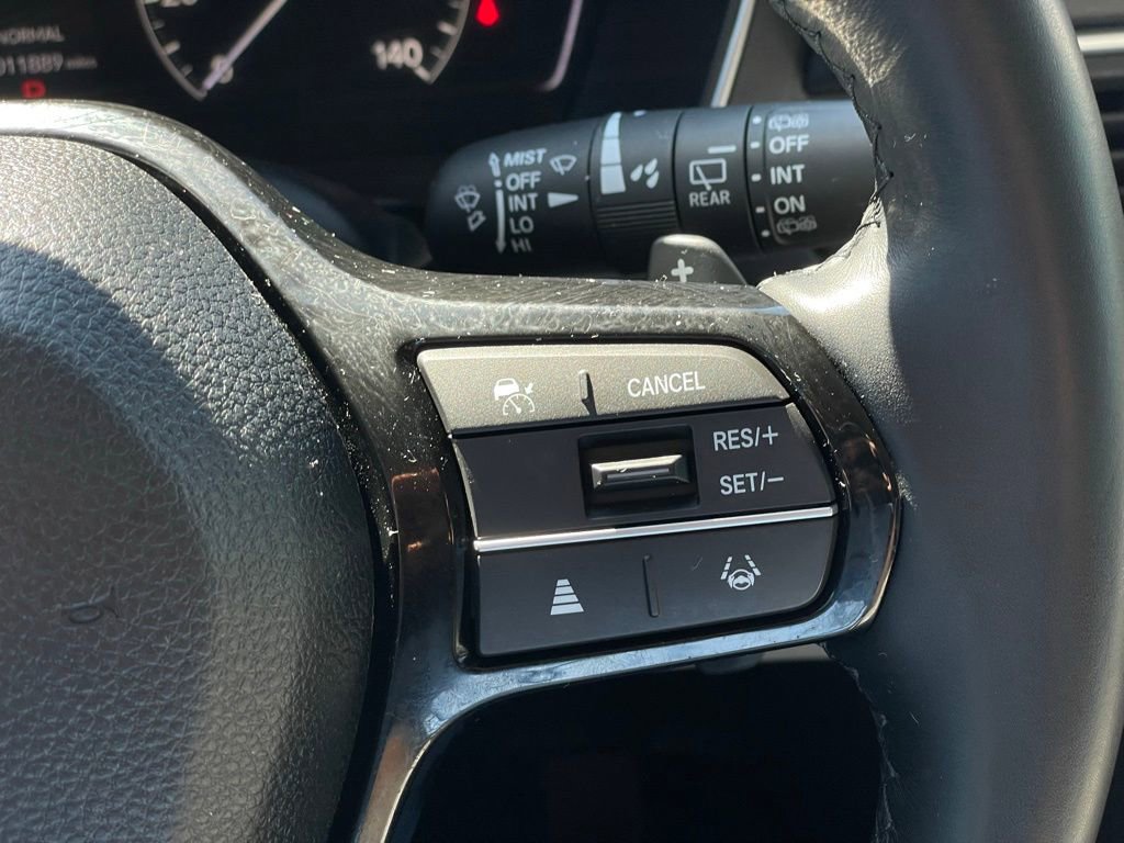 Certified 2025 Honda Pilot EX-L image 14