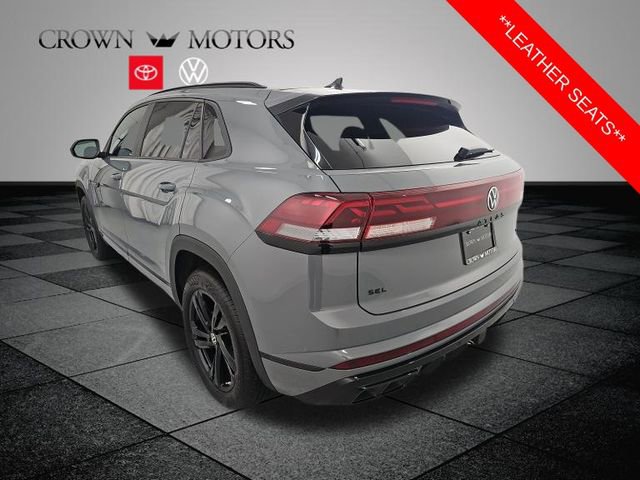 Used 2025 Volkswagen Atlas Cross Sport SEL R-Line image 4