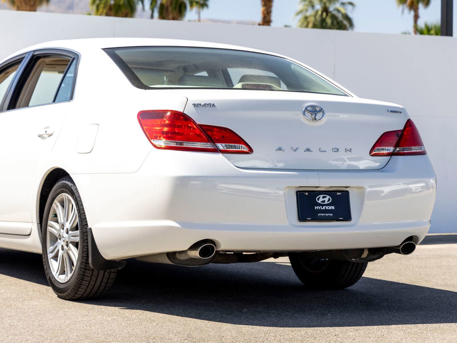 Used 2006 Toyota Avalon image 8