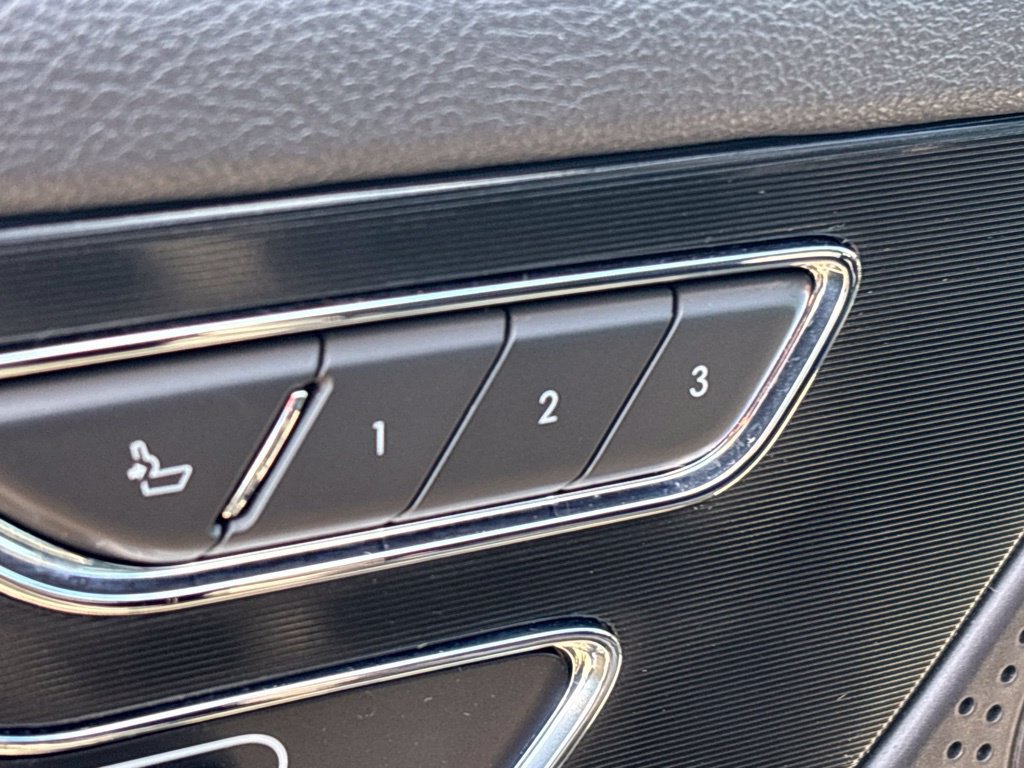 Used 2023 Lincoln Corsair AWD image 21