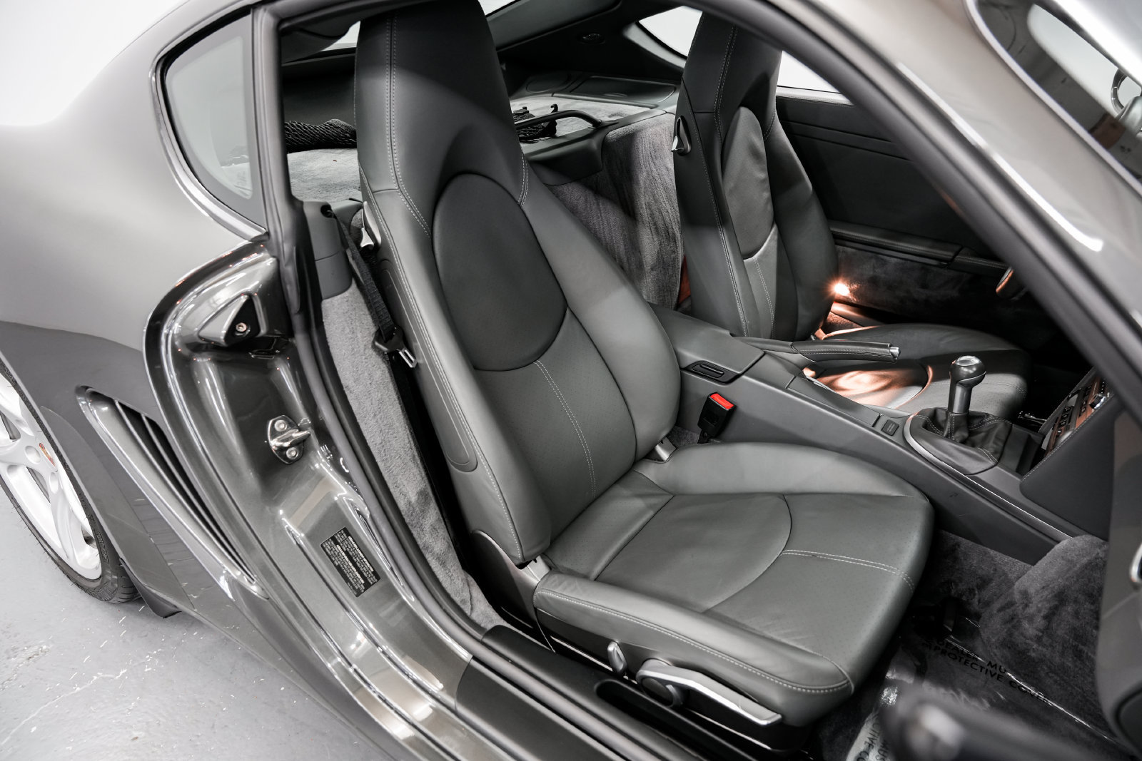 Used 2006 Porsche Cayman S RWD image 23