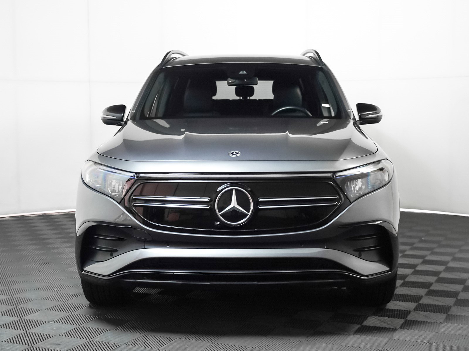 Certified 2022 Mercedes-Benz EQB 300 4MATIC image 13