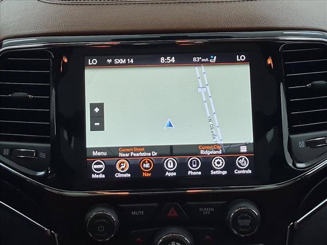 Used 2019 Jeep Grand Cherokee Summit AWD/4WD image 13