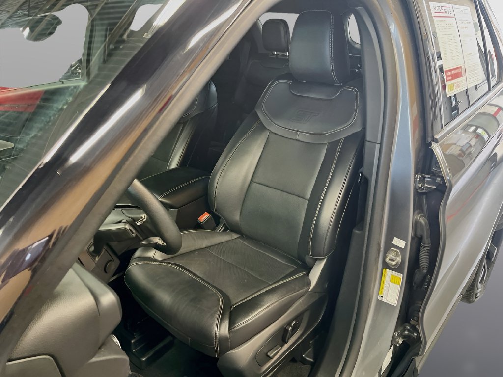 Used 2024 Ford Explorer ST w/ Equipment Group 401A AWD/4WD image 20