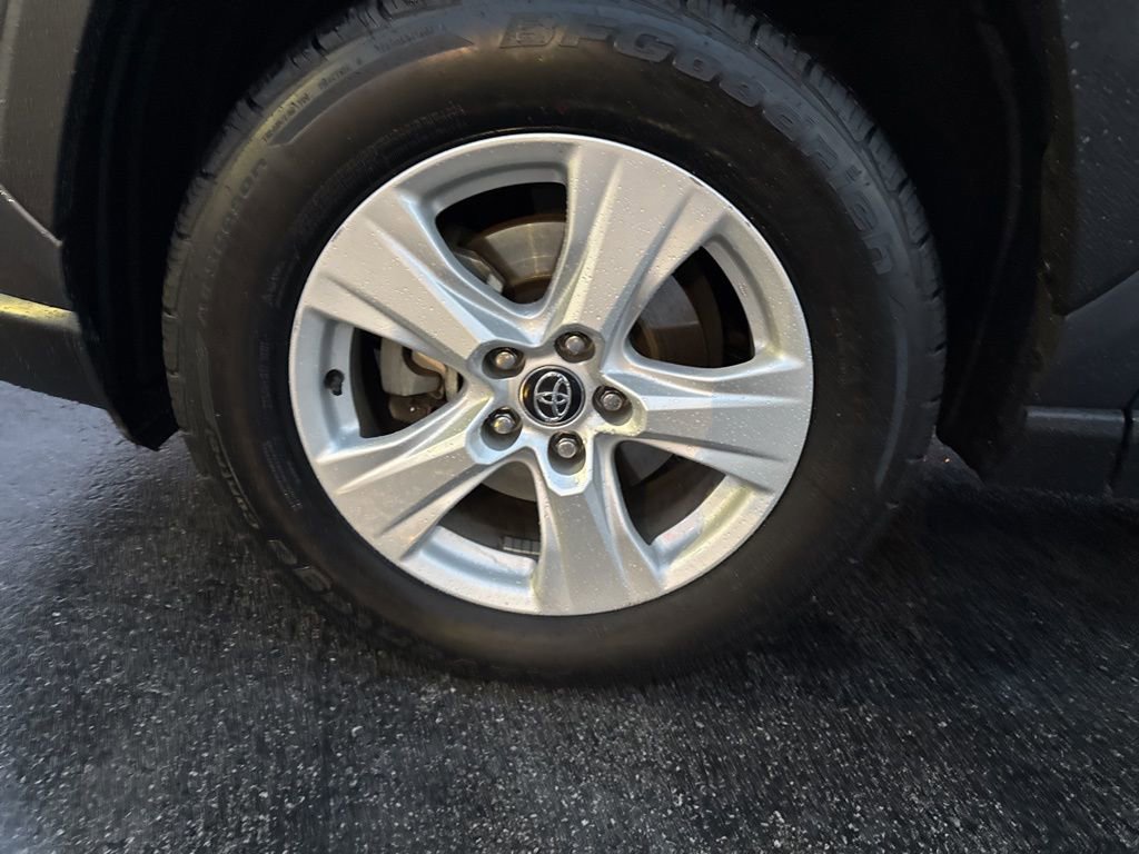 Certified 2020 Toyota RAV4 XLE image 14