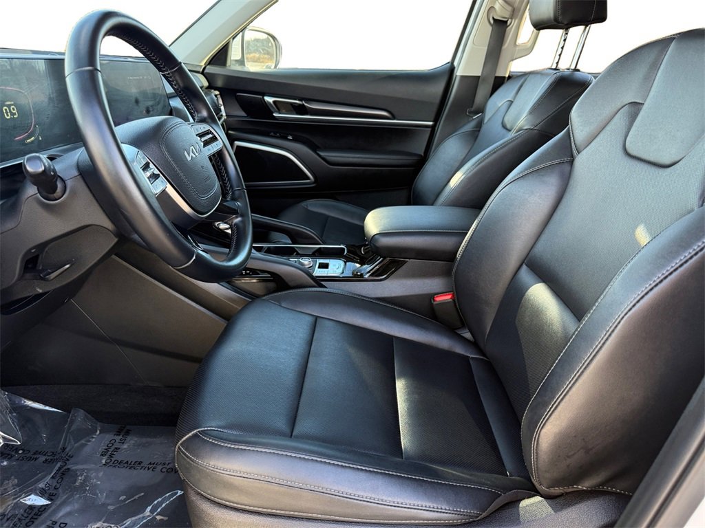 Used 2023 Kia Telluride S w/ S Sunroof Package image 9