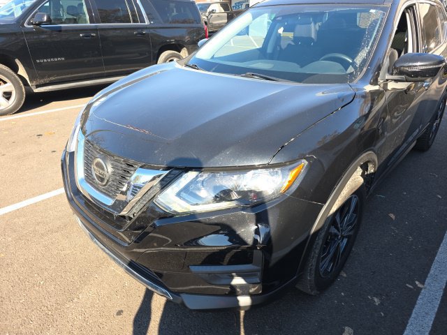 Used 2019 Nissan Rogue SV w/ Sun & Sound Touring Package AWD/4WD image 2