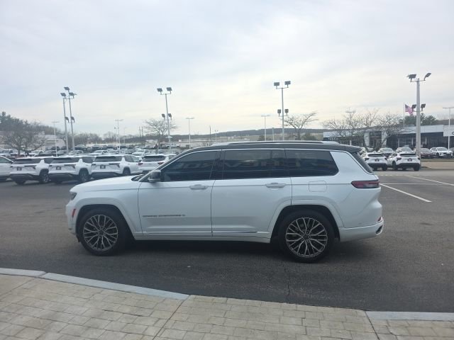 Used 2022 Jeep Grand Cherokee L Summit image 5