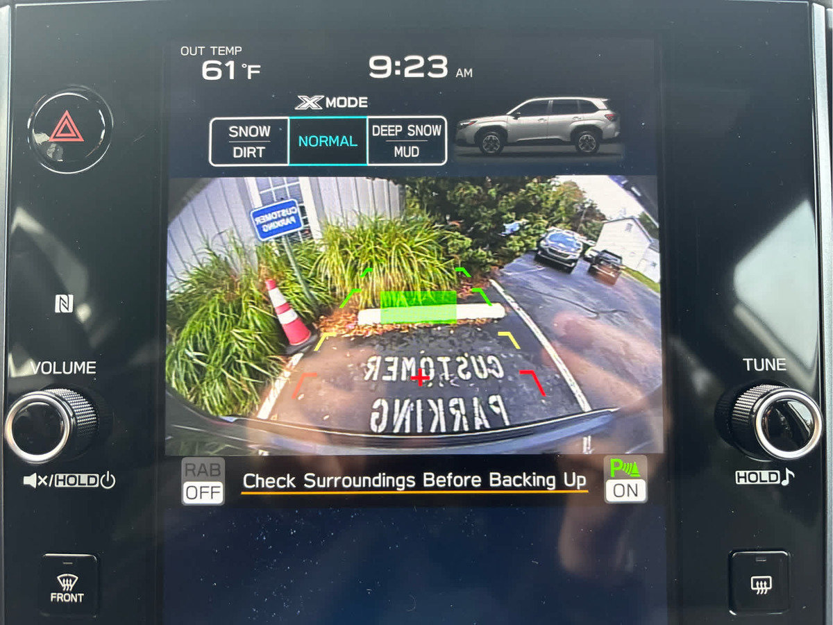 Certified 2025 Subaru Forester Limited w/ Popular Package AWD/4WD image 15
