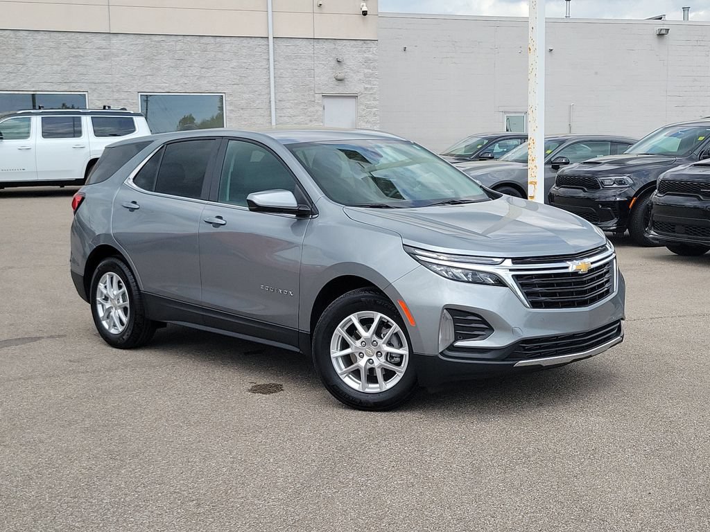 Used 2024 Chevrolet Equinox LT FWD image 32