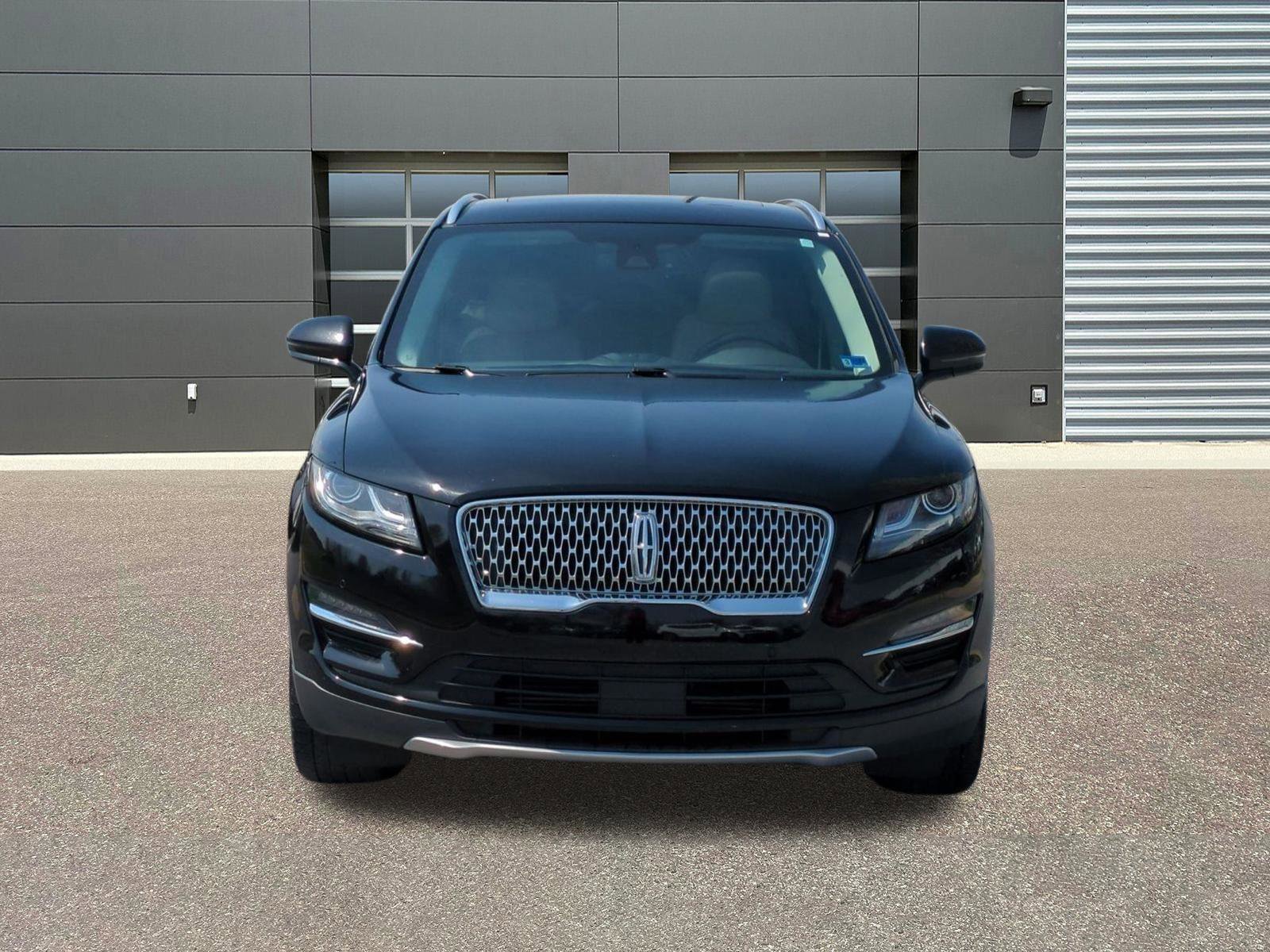 Used 2019 Lincoln MKC Reserve image 2