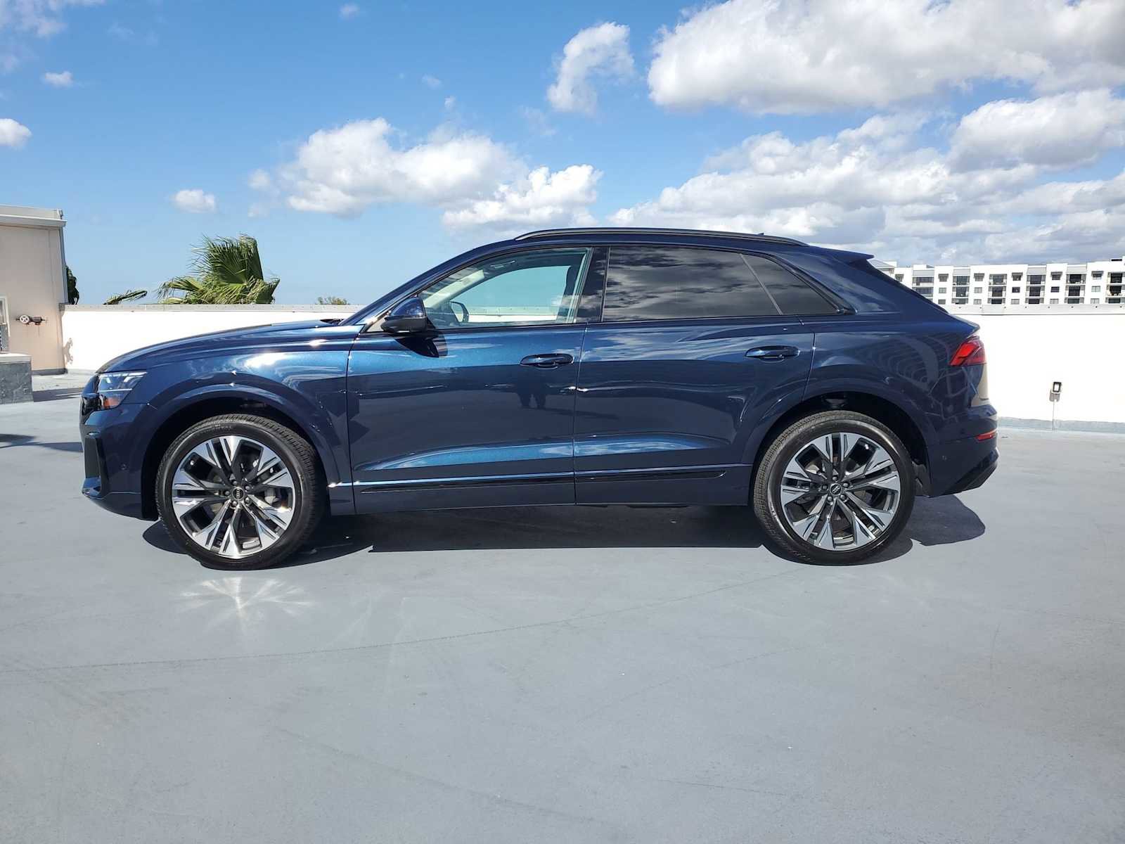 Certified 2025 Audi Q8 Premium Plus image 3