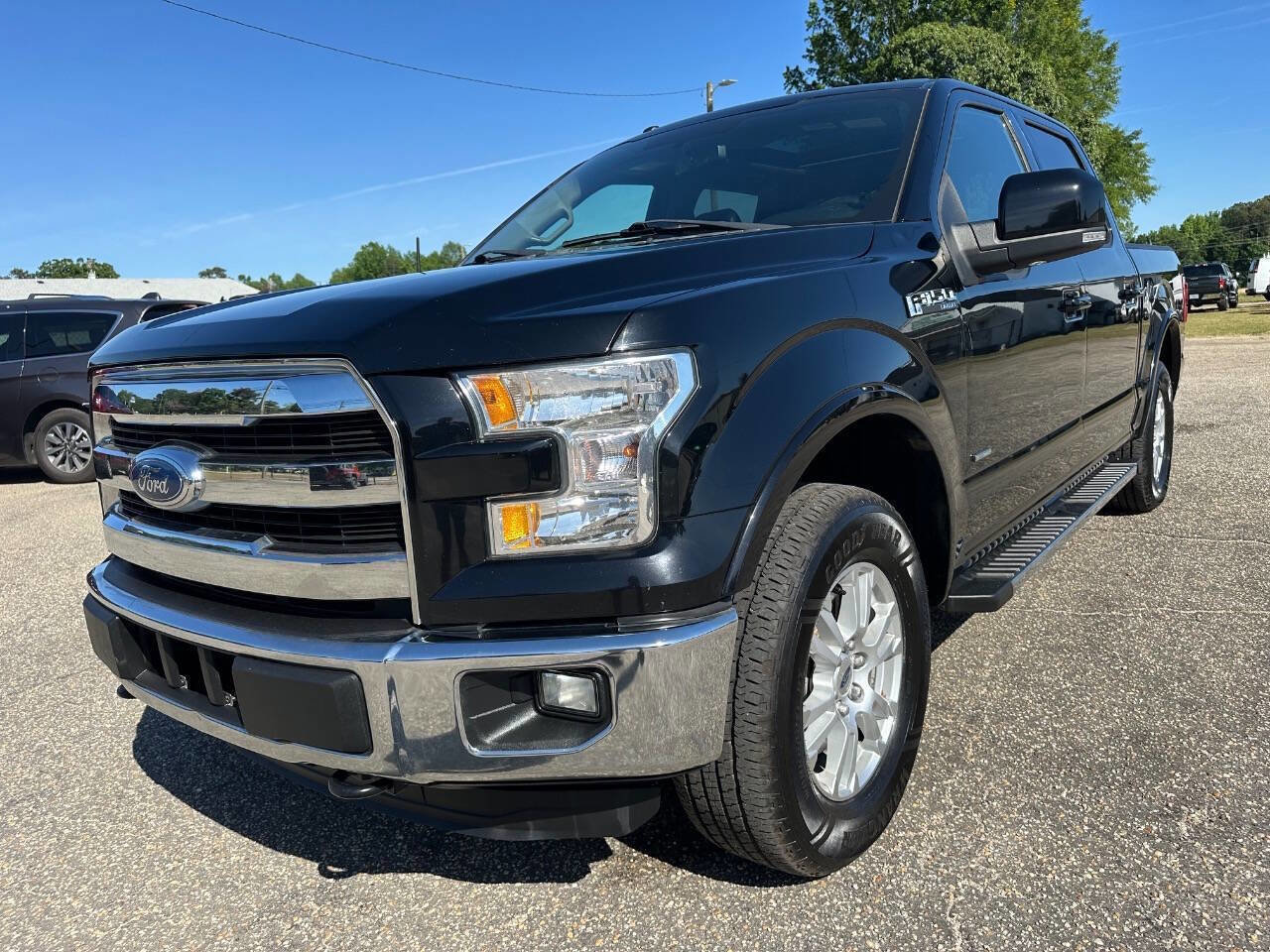 Used 2016 Ford F150 Lariat AWD/4WD image 9