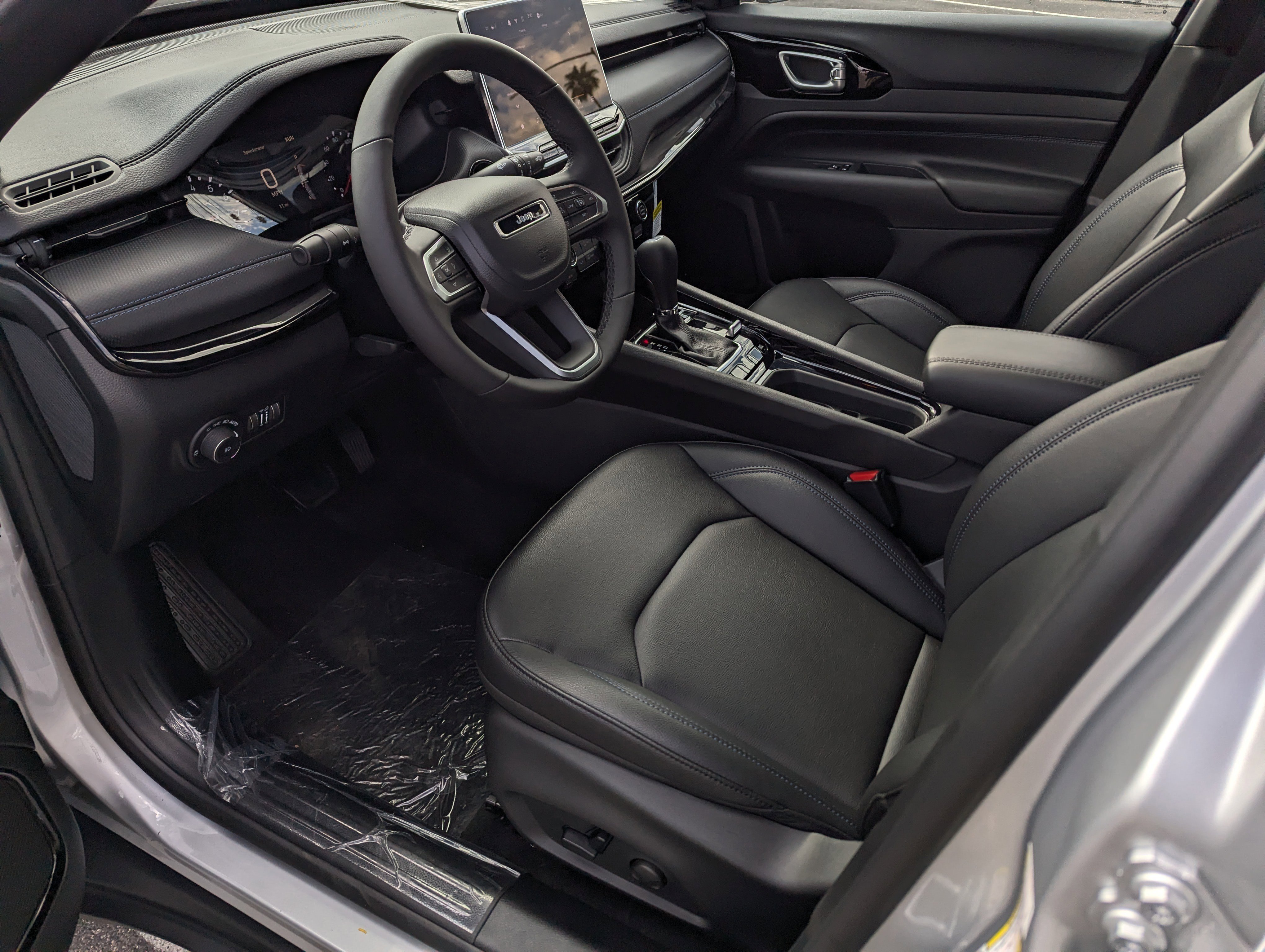 New 2026 Jeep Compass Limited image 9