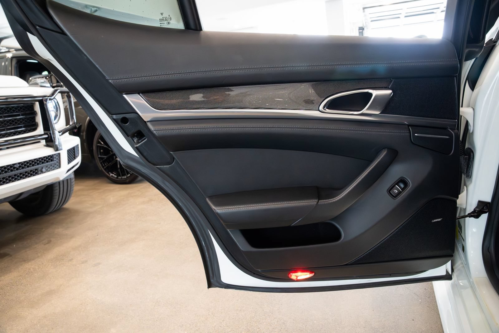Used 2013 Porsche Panamera GTS AWD/4WD image 21