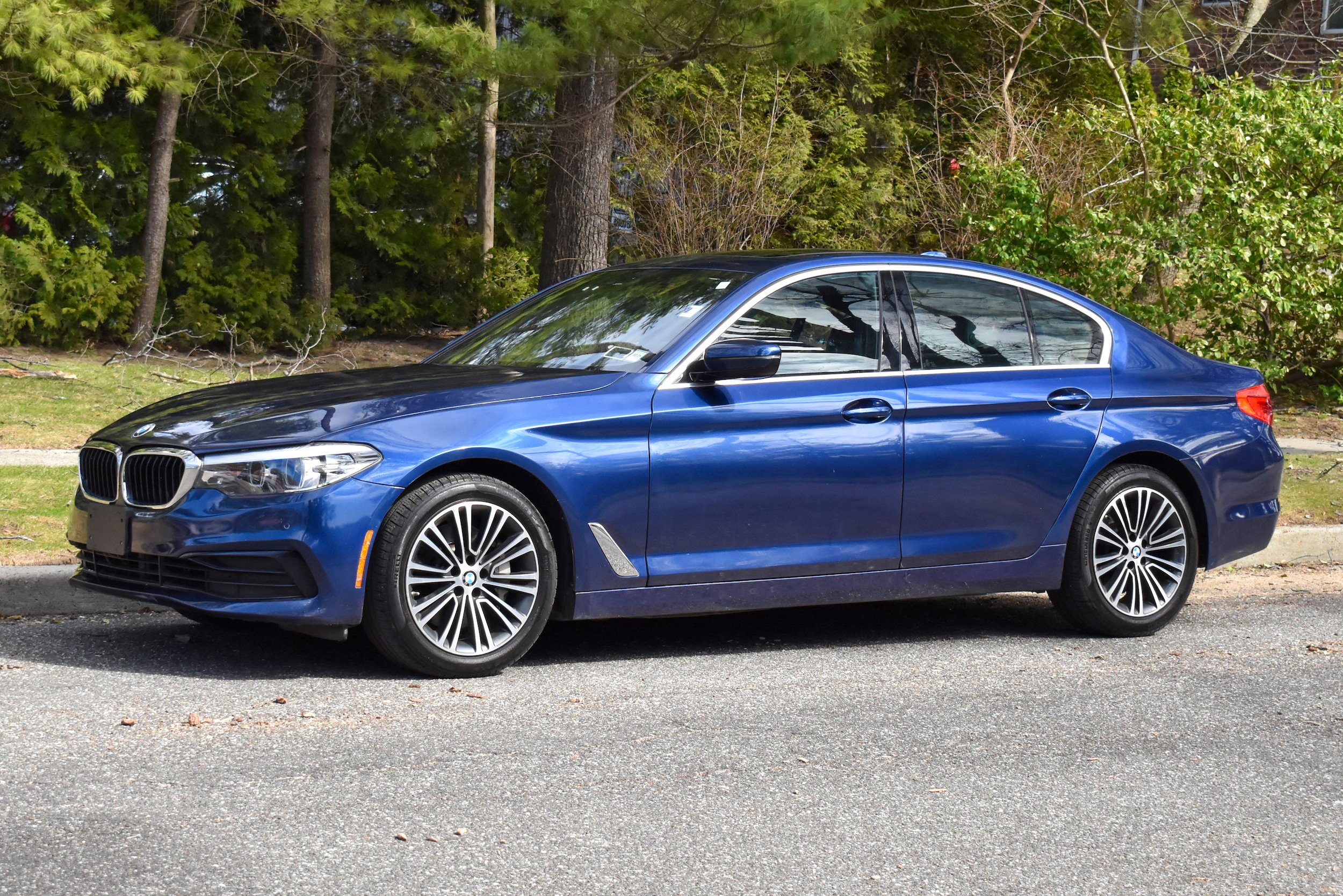 Used 2019 BMW 530i xDrive w/ Convenience Package image 2