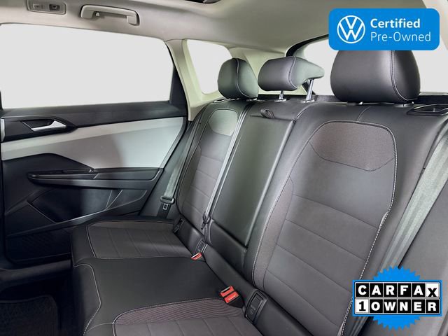 Certified 2022 Volkswagen Taos SE w/ Panoramic Sunroof Package image 25