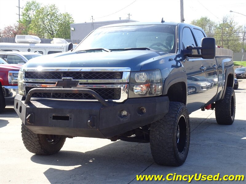 Used 2011 Chevrolet Silverado 2500 LTZ w/ LTZ Plus Package AWD/4WD image 10