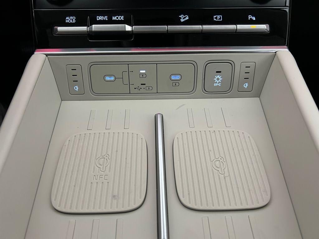 New 2025 Hyundai Santa Fe Calligraphy FWD image 39