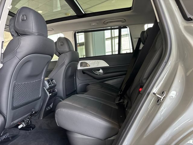 New 2025 Mercedes-Benz GLS 580 4MATIC image 16