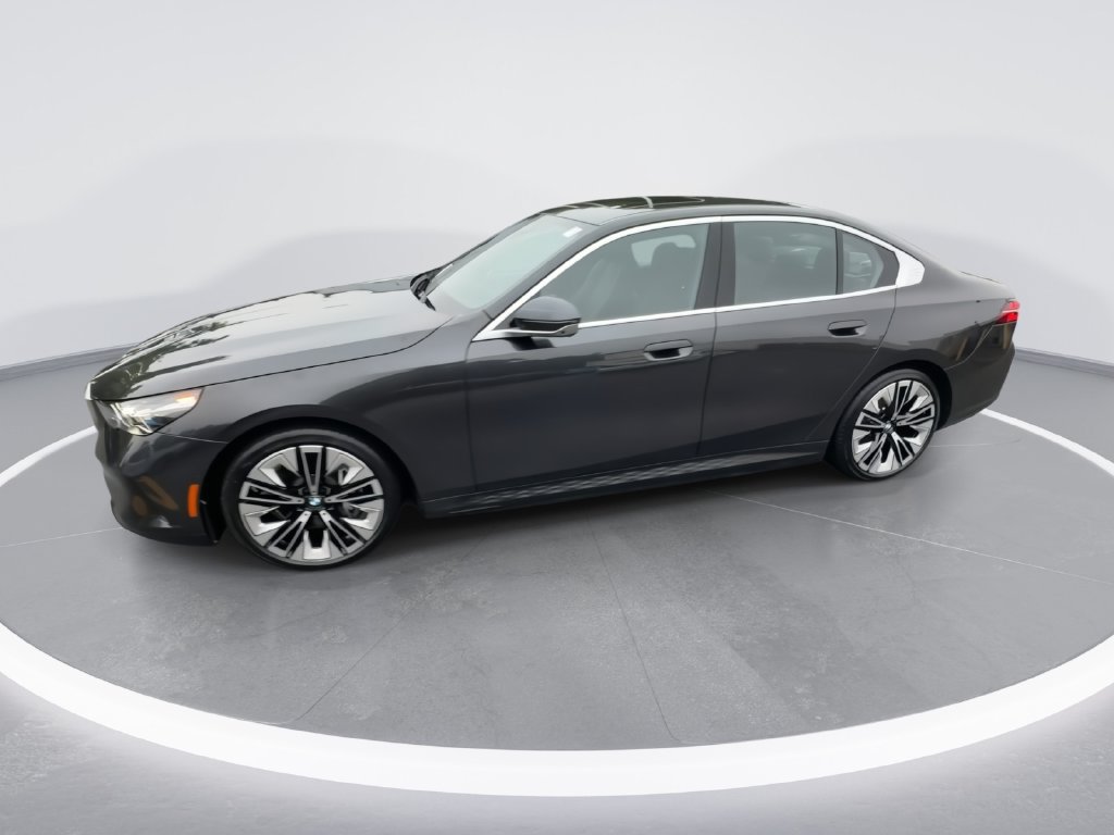 Used 2026 BMW i5 eDrive40 w/ Premium Package AWD/4WD image 4