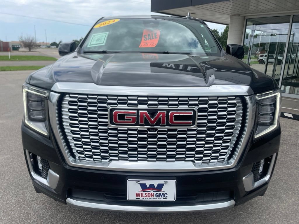 Used 2024 GMC Yukon XL Denali w/ Max Trailering Package AWD/4WD image 7