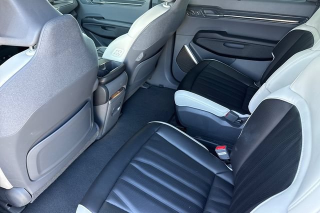 Certified 2024 Kia EV9 GT-Line AWD/4WD image 15