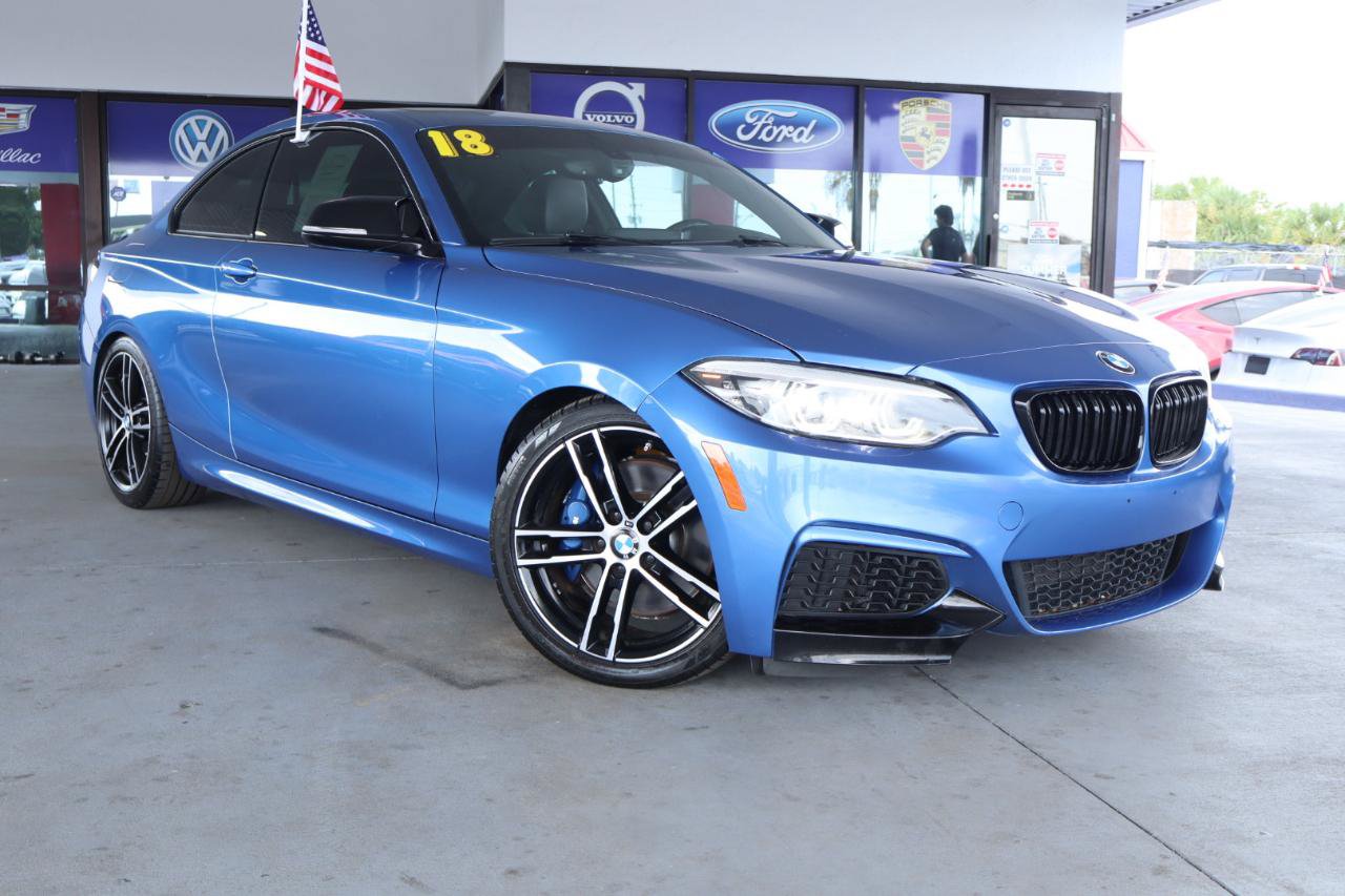 Used 2018 BMW M240i Coupe RWD image 3