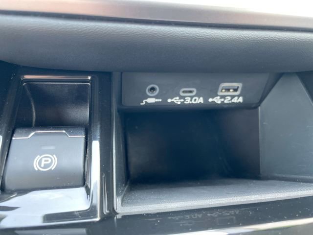 Certified 2025 Subaru Outback Premium w/ Popular Package #1A AWD/4WD image 24