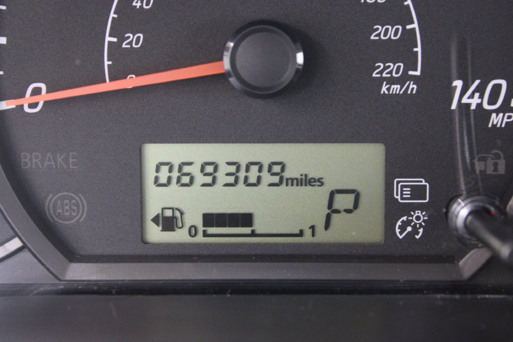 Used 2024 Mitsubishi Mirage ES FWD image 11