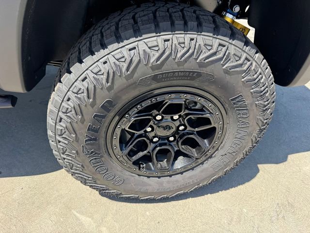 New 2026 Chevrolet Colorado ZR2 w/ ZR2 Bison Edition image 10