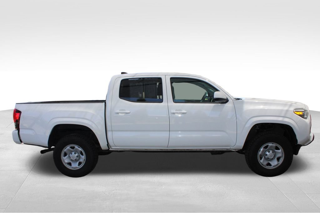 Used 2020 Toyota Tacoma SR AWD/4WD image 18