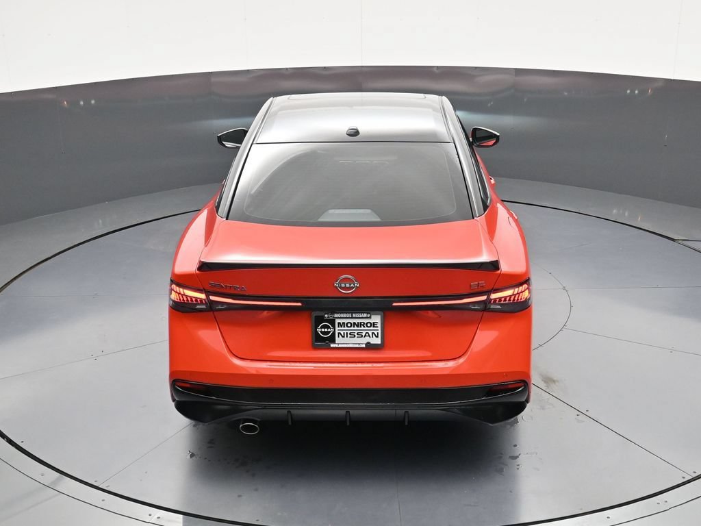 New 2026 Nissan Sentra SR w/ SR Premium Package FWD image 31
