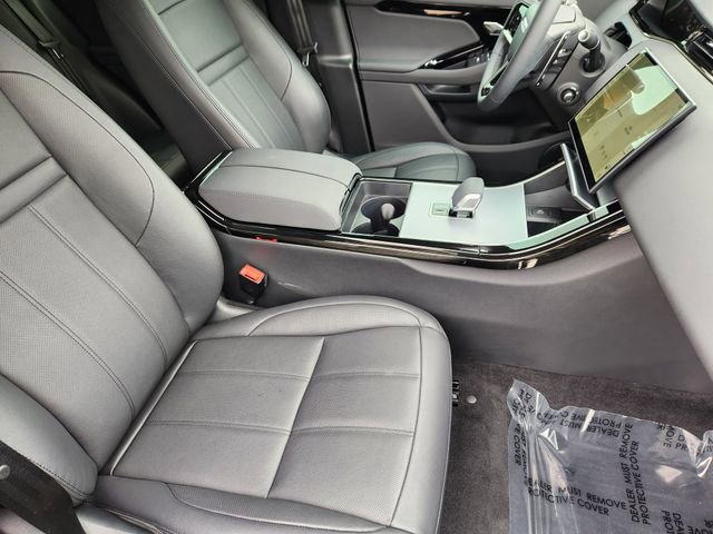 Certified 2025 Land Rover Range Rover Evoque S image 16