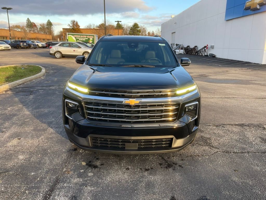 New 2026 Chevrolet Traverse LT w/ Driver Confidence Package image 2