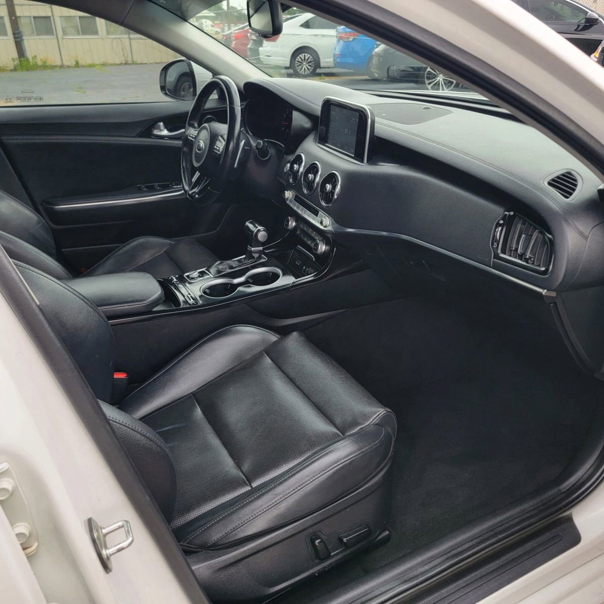 Used 2019 Kia Stinger image 12