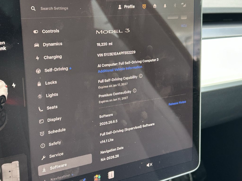 Used 2023 Tesla Model 3 Standard Range RWD image 28