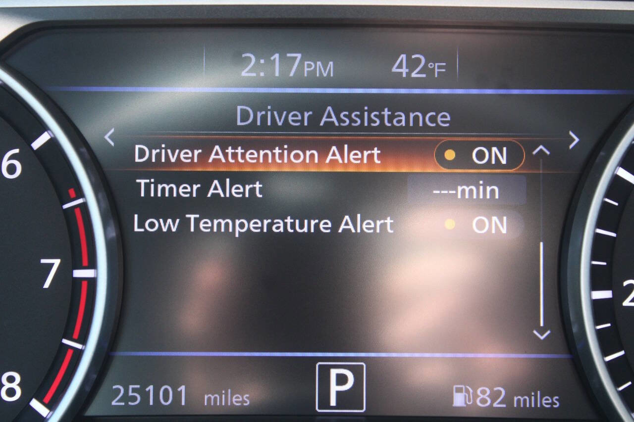 Used 2021 Nissan Sentra SR image 41