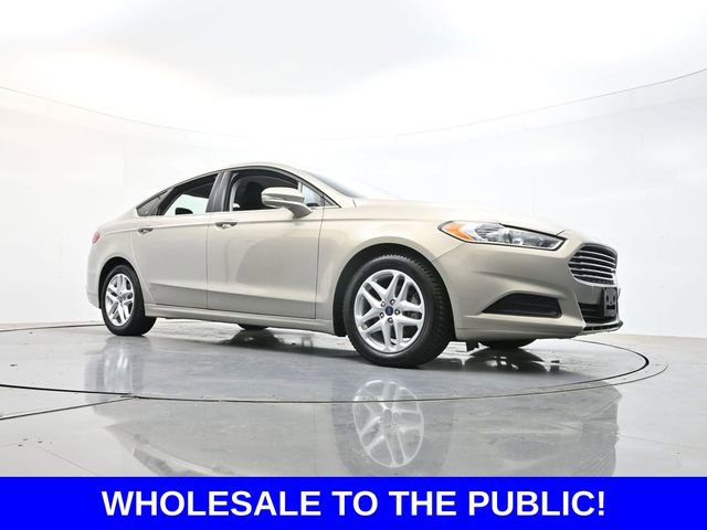 Used 2016 Ford Fusion SE FWD image 39